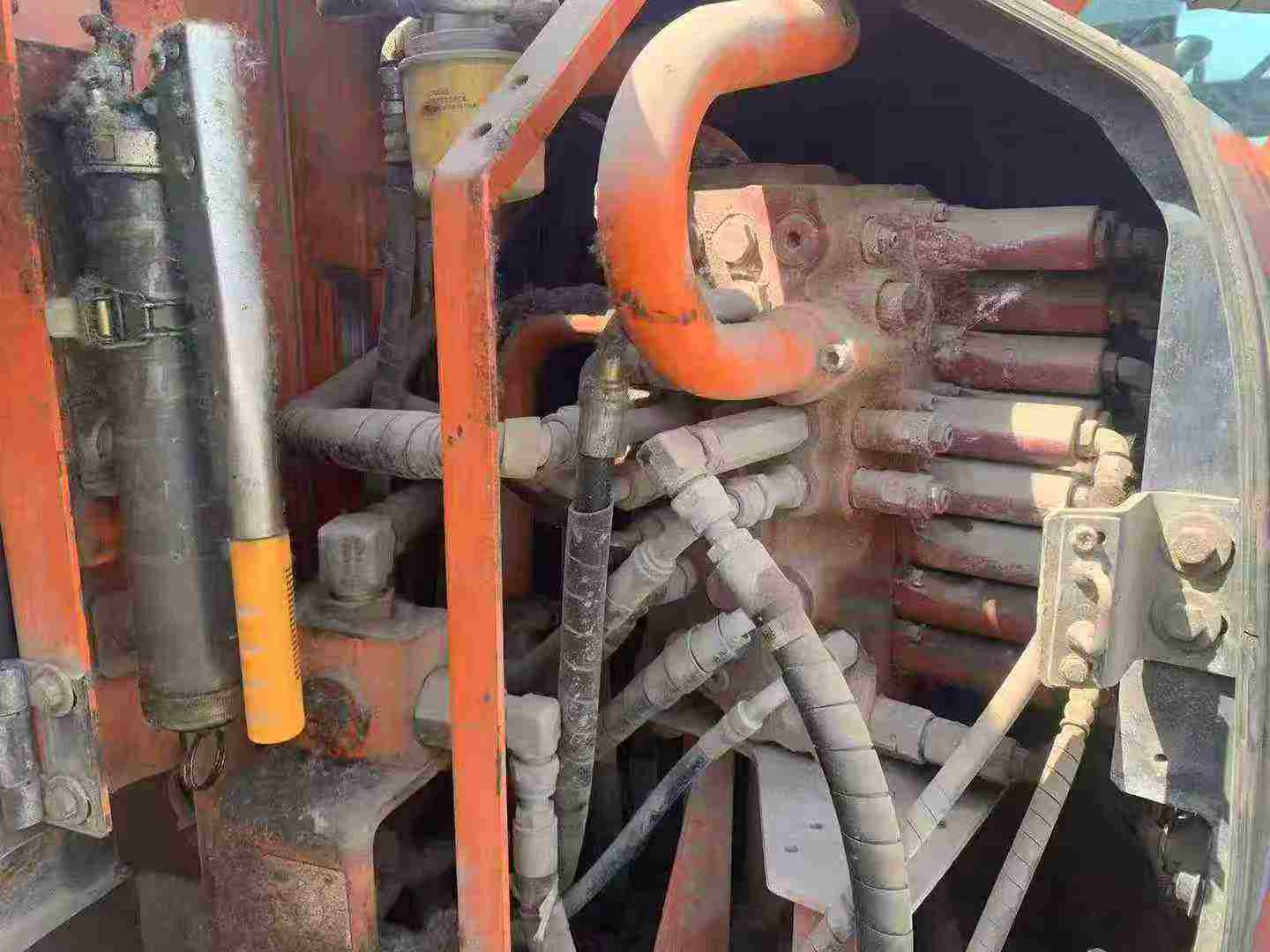 Compre Excavadora Hitachi EX75-3 Usada / 3