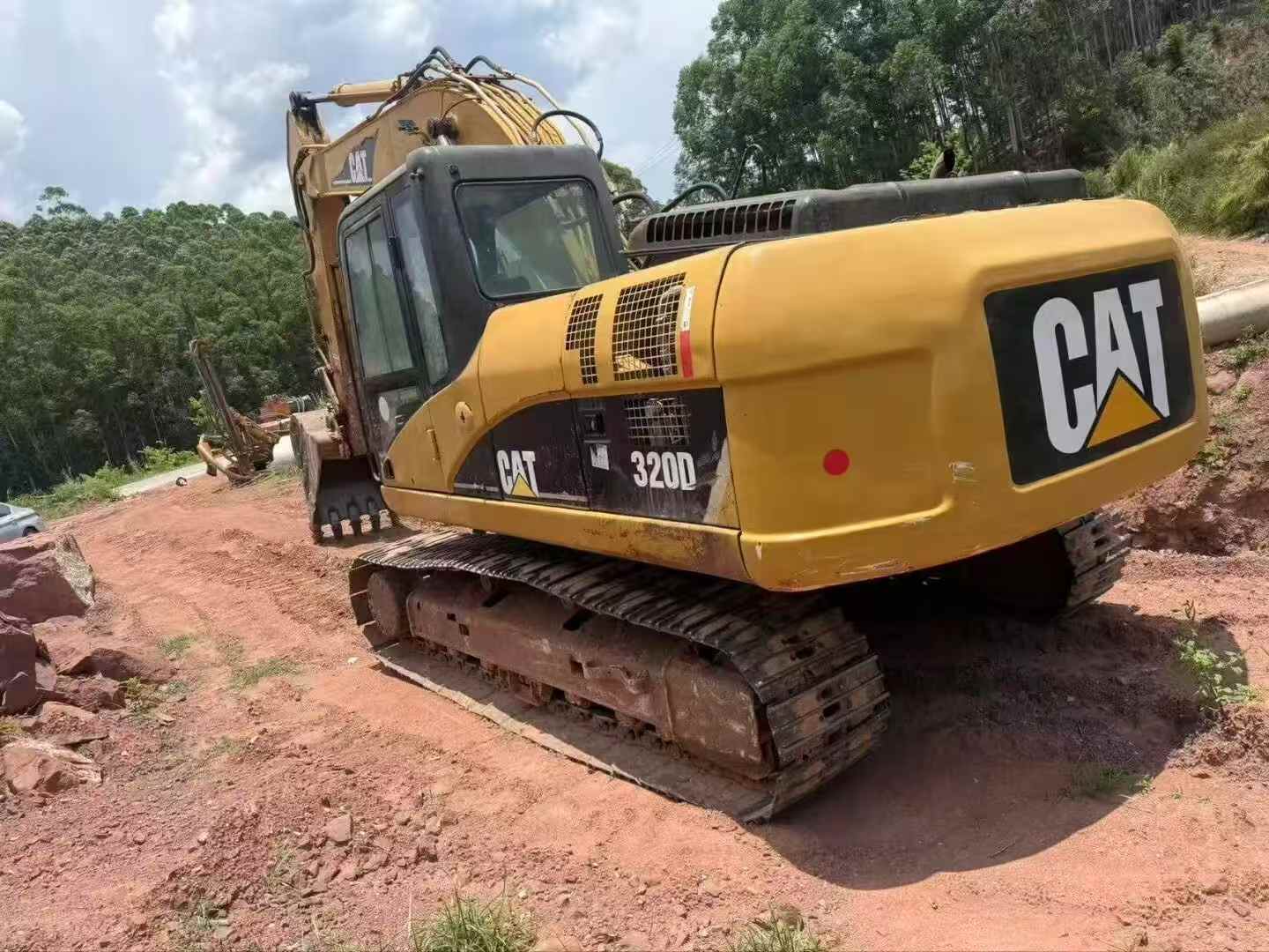Buy Caterpillar 320D Used Excavator / 2