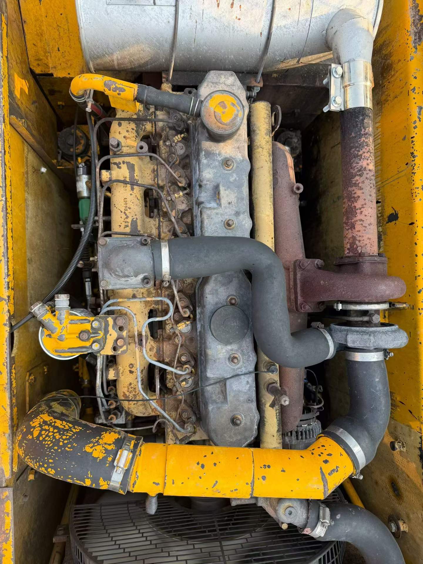 Buy Caterpillar 320V2 Used Excavator / 5