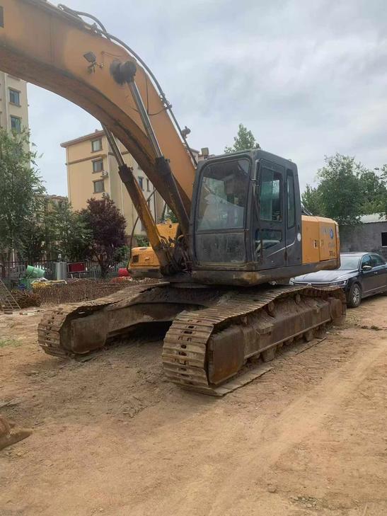 Buy Hyundai R305LC-7 Used Excavator / 1