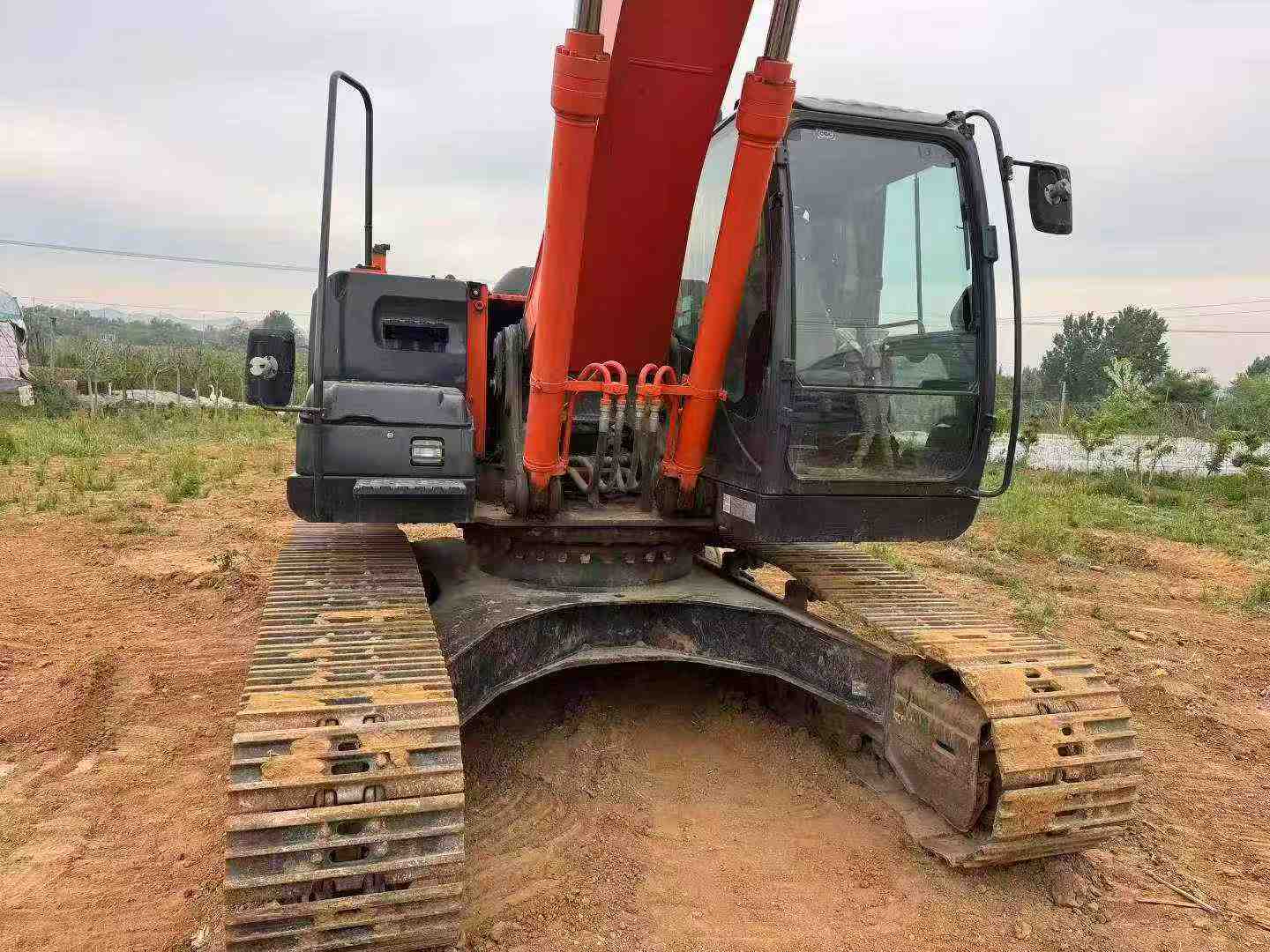 Compre Escavadeira Hitachi ZX240 Usada / 6 Compre Escavadeira Hitachi ZX240 Usada / 6