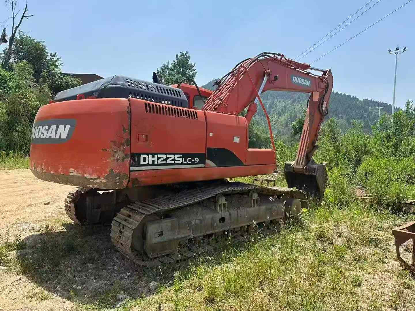 Buy Doosan DH215-9 Used Excavator / 4