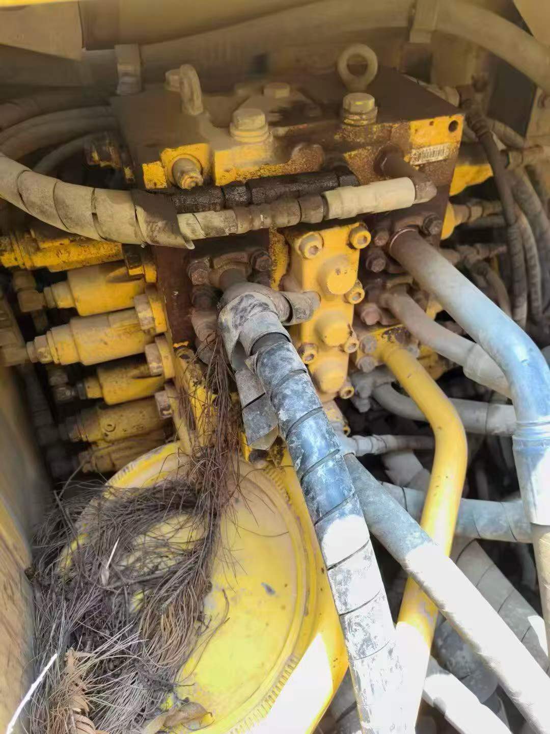 Buy Komatsu PC200-8 Used Excavator / 2