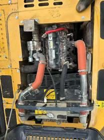 Buy XCMG LW130FV Used Excavator / 4 Buy XCMG LW130FV Used Excavator / 4