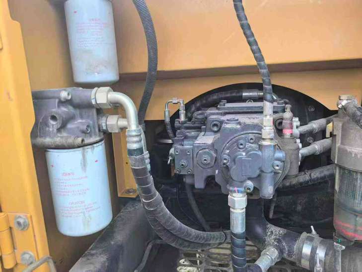 Buy Sany SY135 Used Excavator / 1