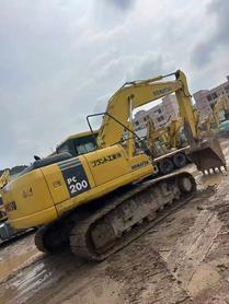 Buy Komatsu PC200-7 Used Excavator / 2 Buy Komatsu PC200-7 Used Excavator / 2