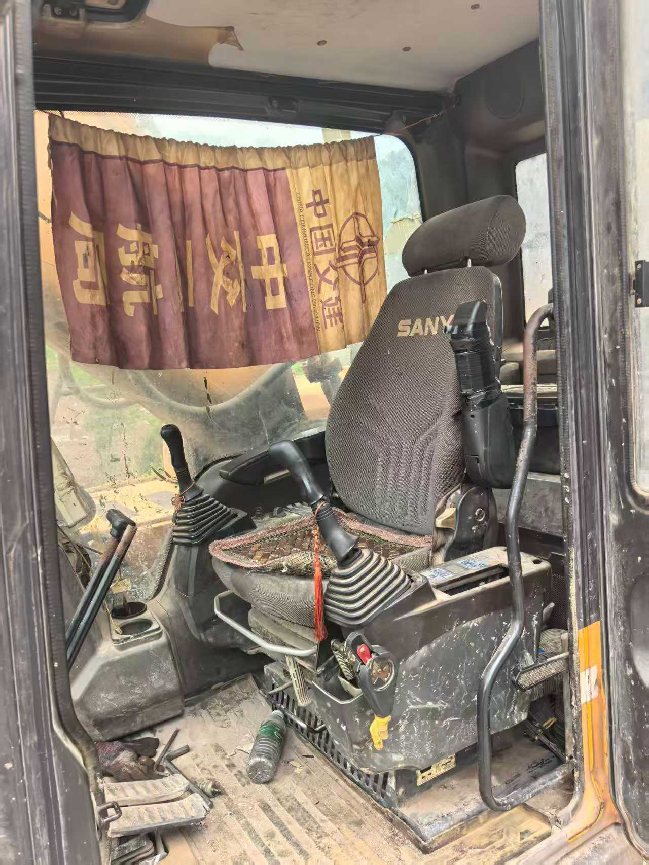 Buy Sany SY215C-8 Used Excavator / 7