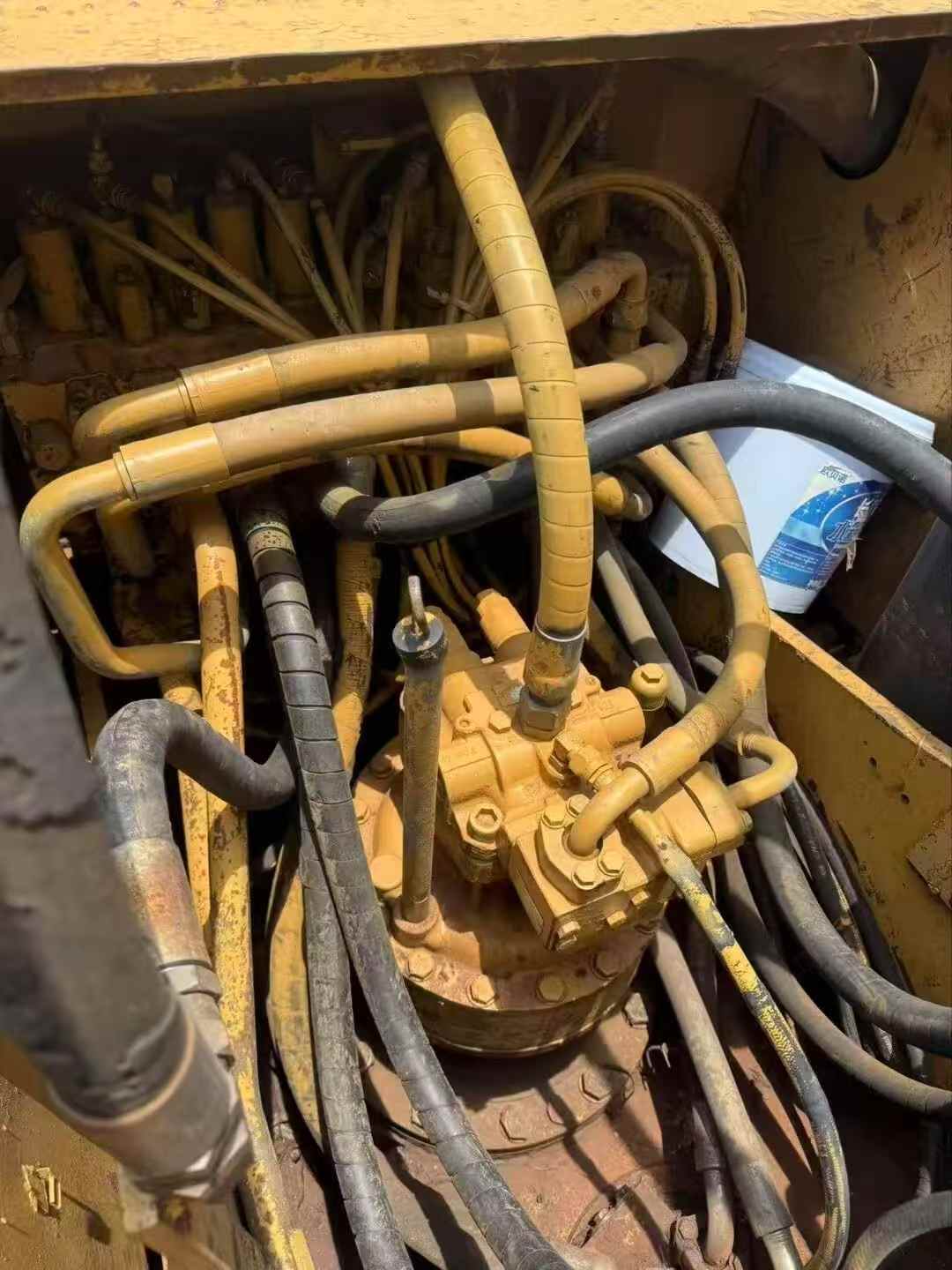 Buy Caterpillar 320D Used Excavator / 5