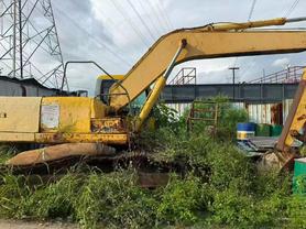 Buy Komatsu PC220 Used Excavator / 3 Buy Komatsu PC220 Used Excavator / 3