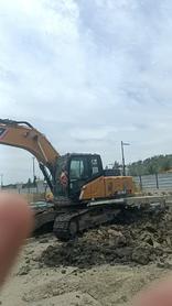 Buy Sany SY205C Used Excavator / 3 Buy Sany SY205C Used Excavator / 3