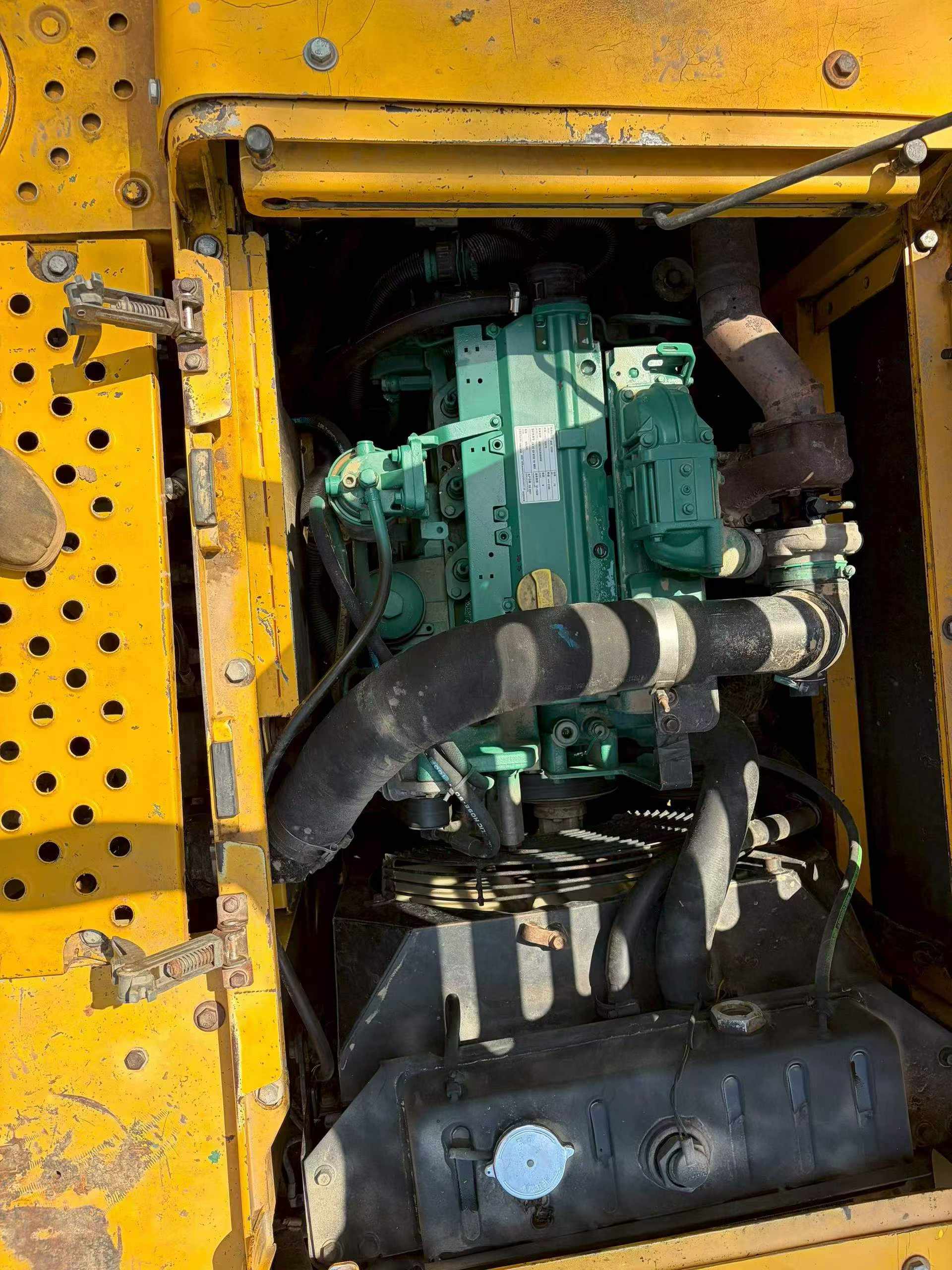 Buy Volvo EC140 Used Excavator / 9