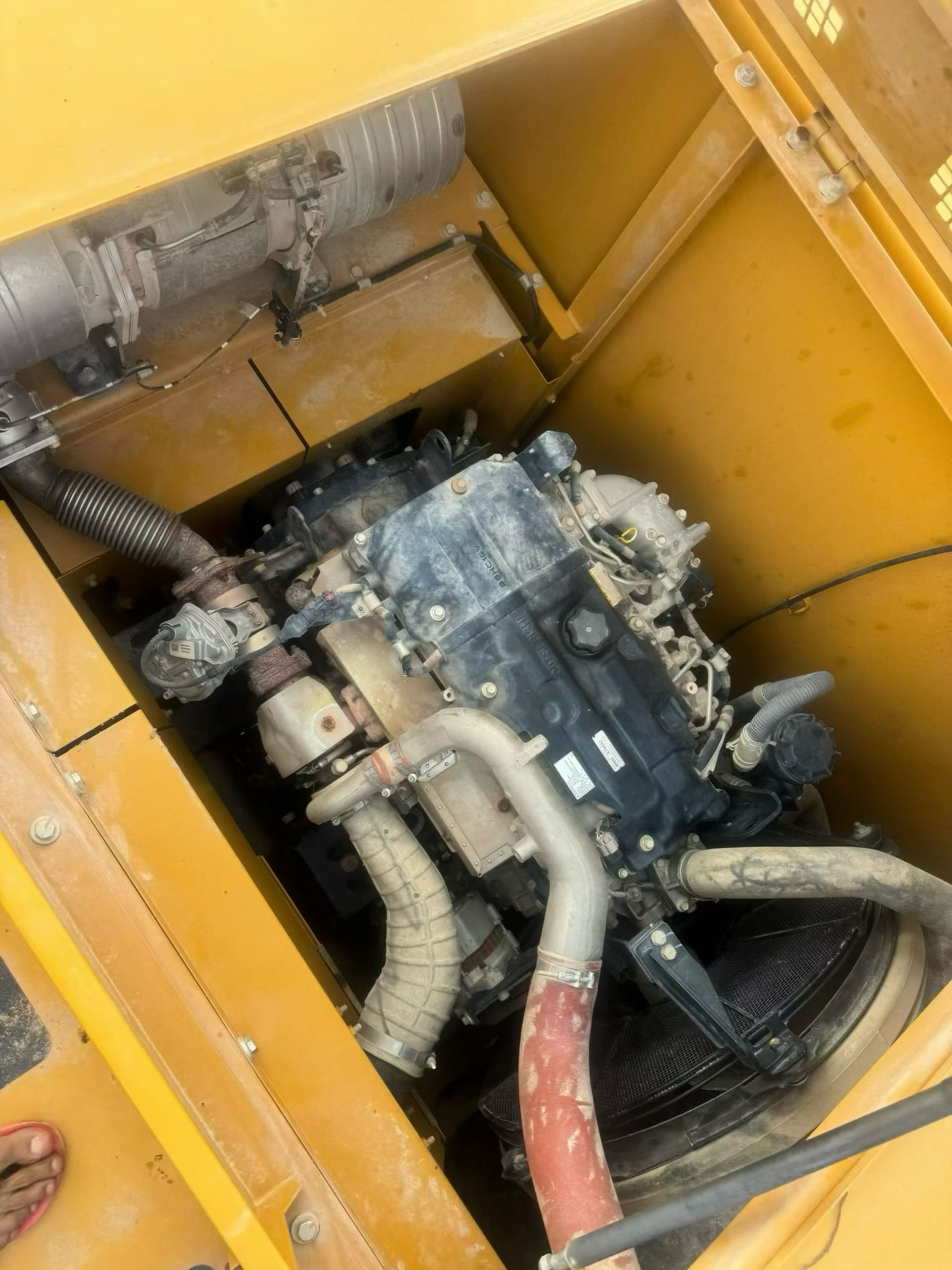 Buy Sany SY200C Used Excavator / 3