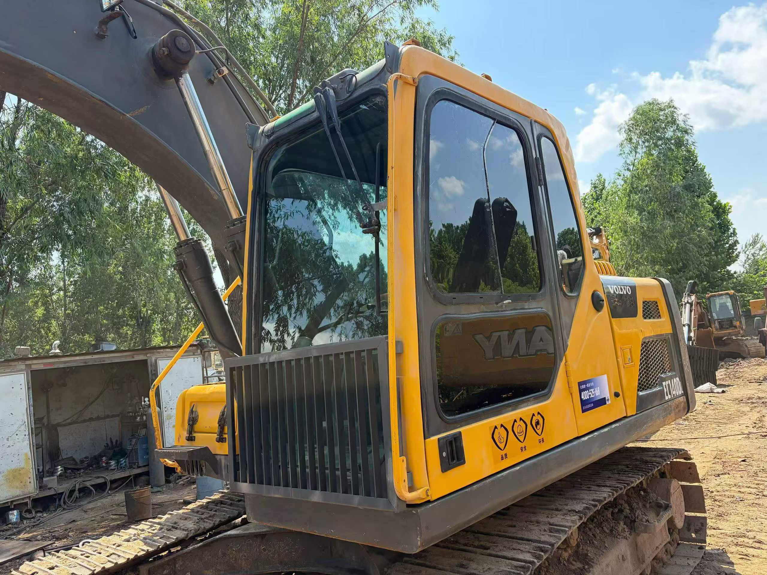 Buy Volvo EC140 Used Excavator / 4