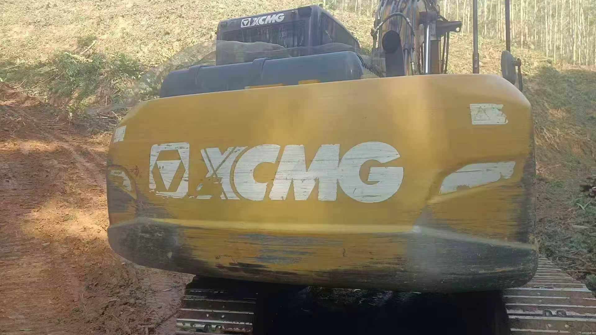 Buy XCMG XE135B Used Excavator / 2