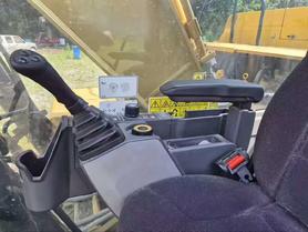 Buy Caterpillar 330B Used Excavator / 5 Buy Caterpillar 330B Used Excavator / 5