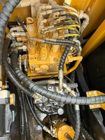 Buy Sany SY135 Used Excavator / 4 Buy Sany SY135 Used Excavator / 4