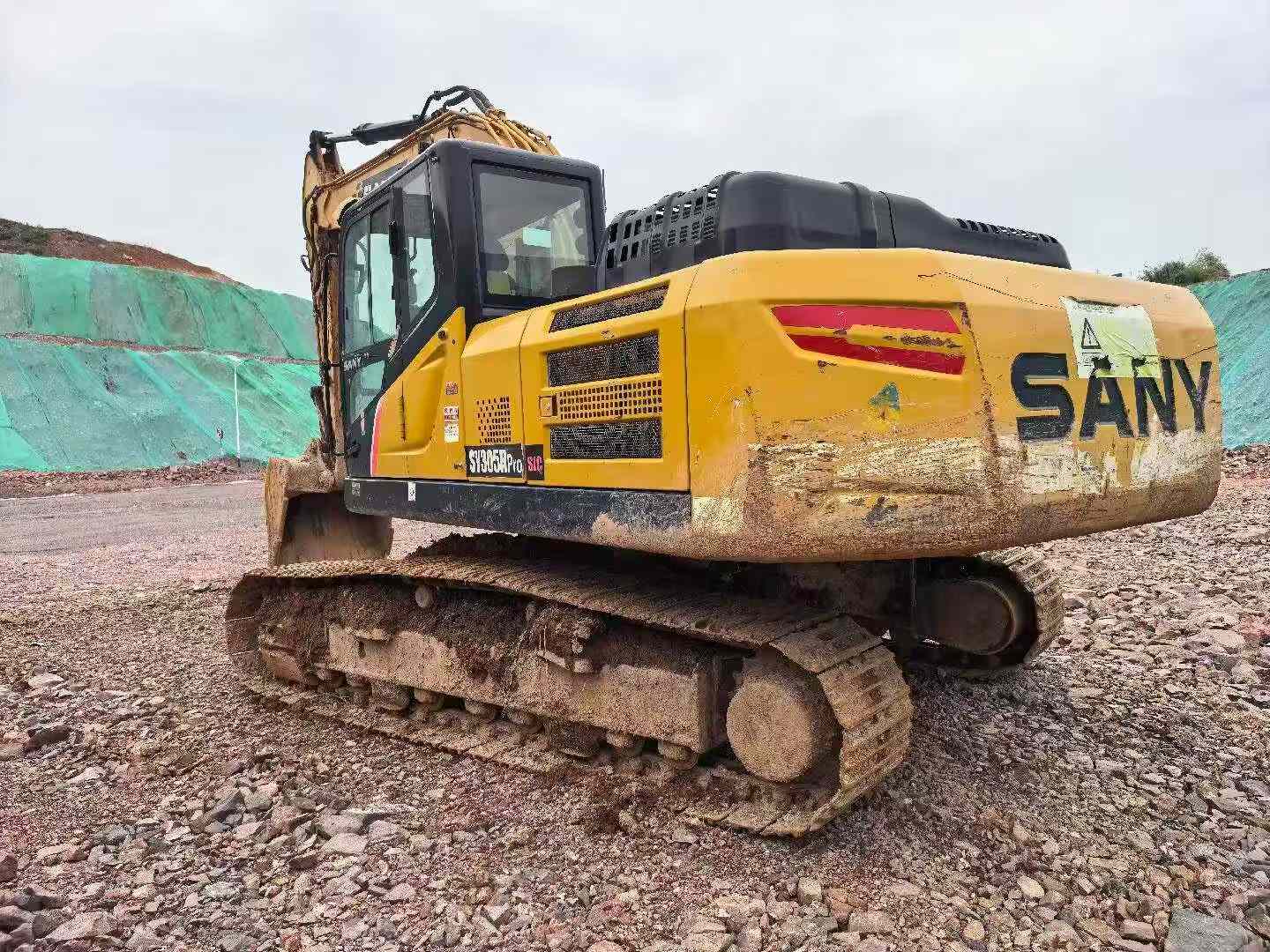 Buy Sany SY245H Used Excavator / 4