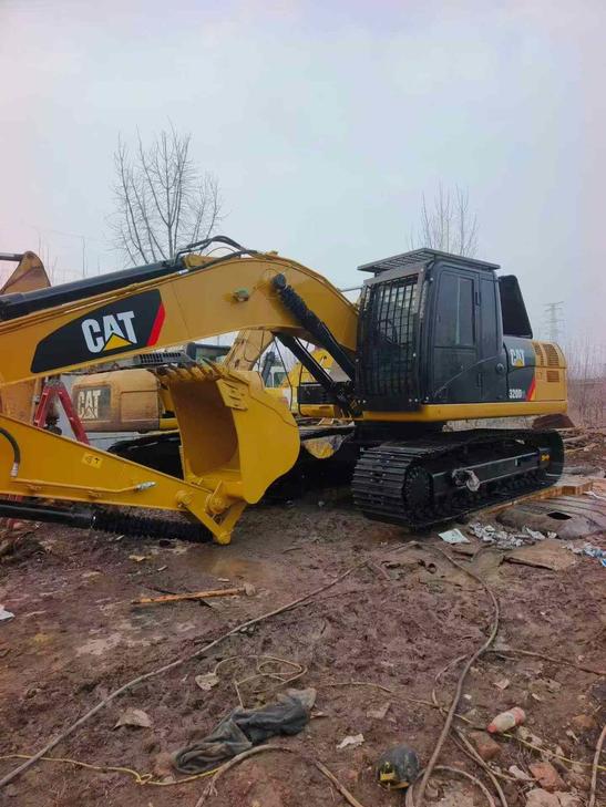 Buy Caterpillar 320D Used Excavator / 1