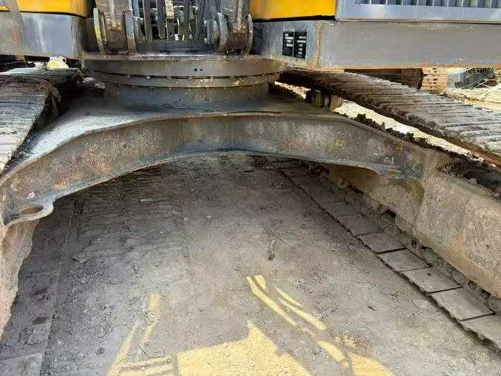 Buy Volvo EC140 Used Excavator / 8
