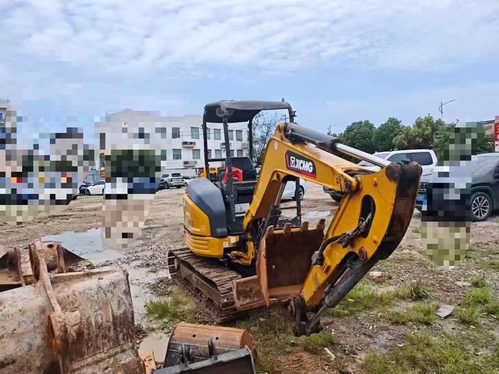 Buy XCMG XE26U Used Excavator / 1
