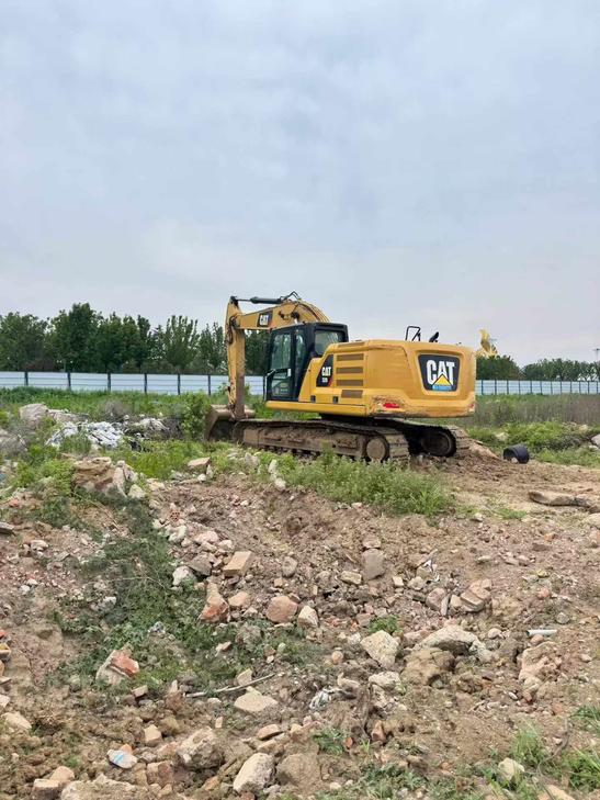 Buy Caterpillar 320A Used Excavator / 1