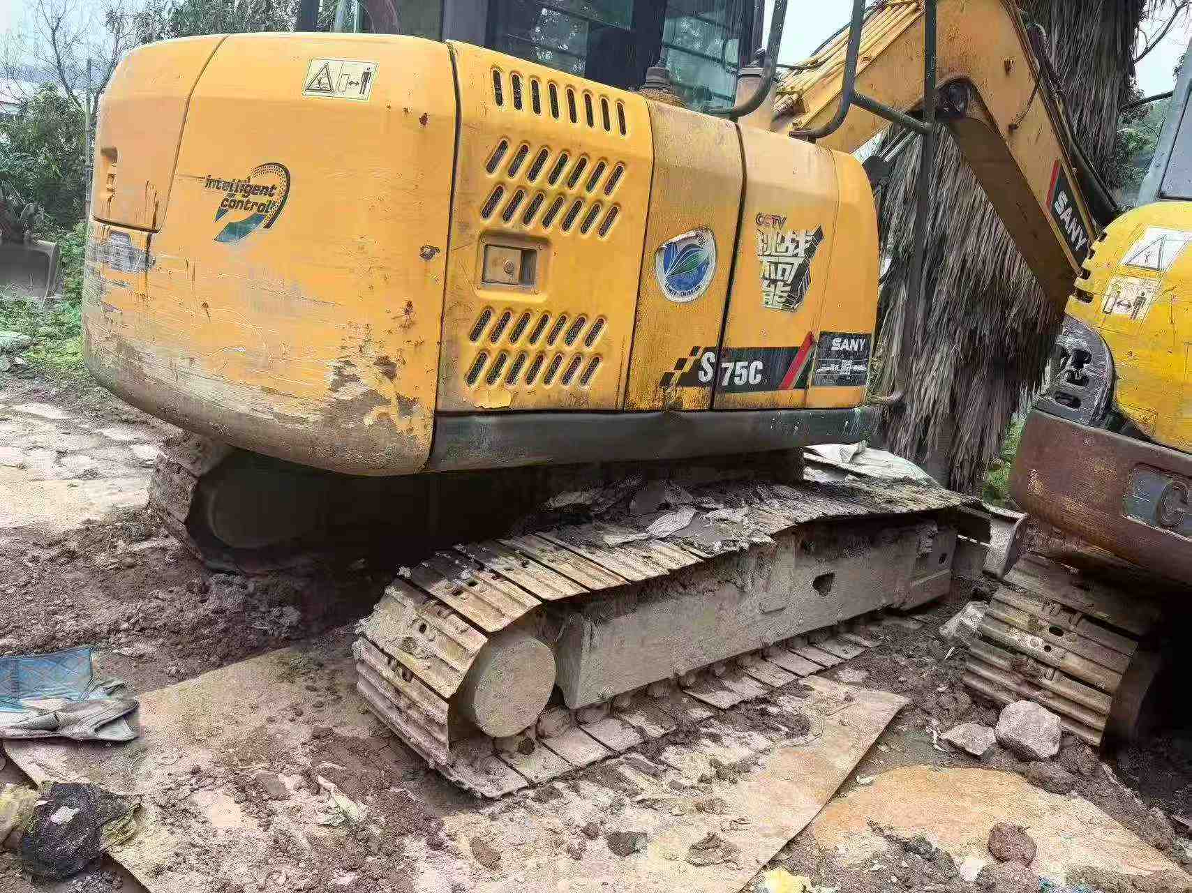 Buy Sany SY65C Used Excavator / 2