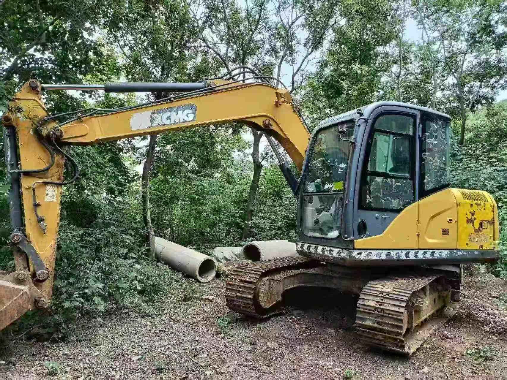 Buy XCMG XE75C Used Excavator / 3
