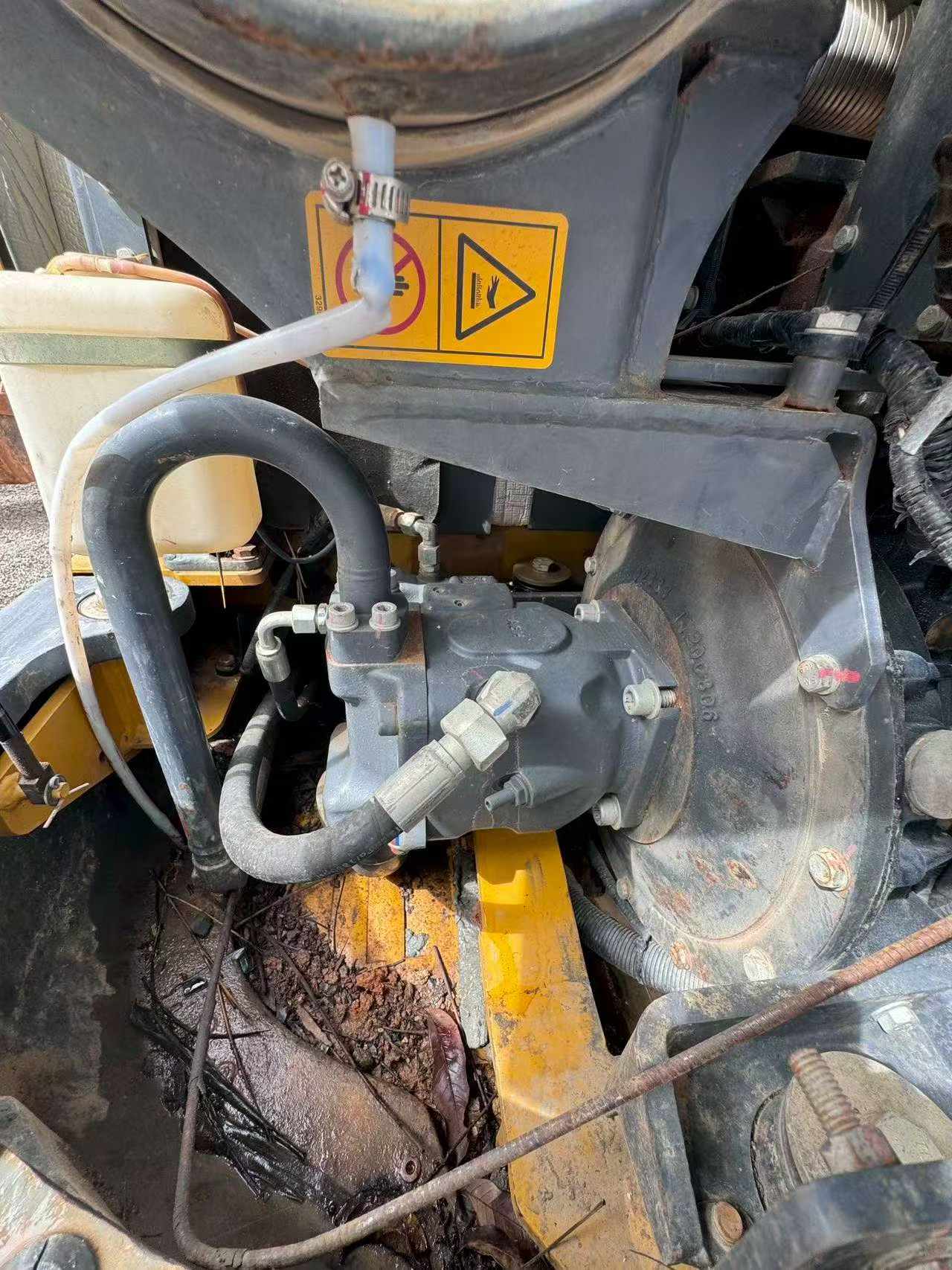 Buy XCMG XE60 Used Excavator / 5