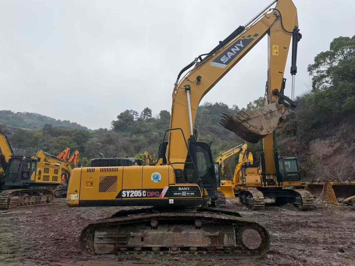 Buy Sany SY205C Used Excavator / 1