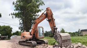 Buy Doosan DH150 Used Excavator / 8 Buy Doosan DH150 Used Excavator / 8