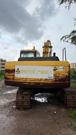 Buy Komatsu PC200-7 Used Excavator / 2 Buy Komatsu PC200-7 Used Excavator / 2
