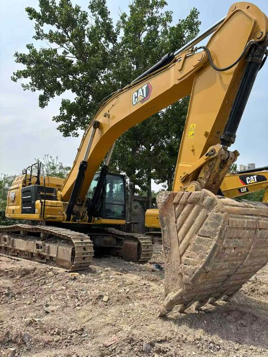 Buy Caterpillar 349E Used Excavator / 1