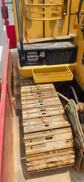 Buy Caterpillar 306D Used Excavator / 1