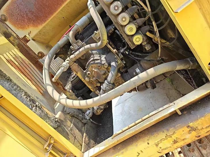 Buy Komatsu PC120-6 Used Excavator / 1