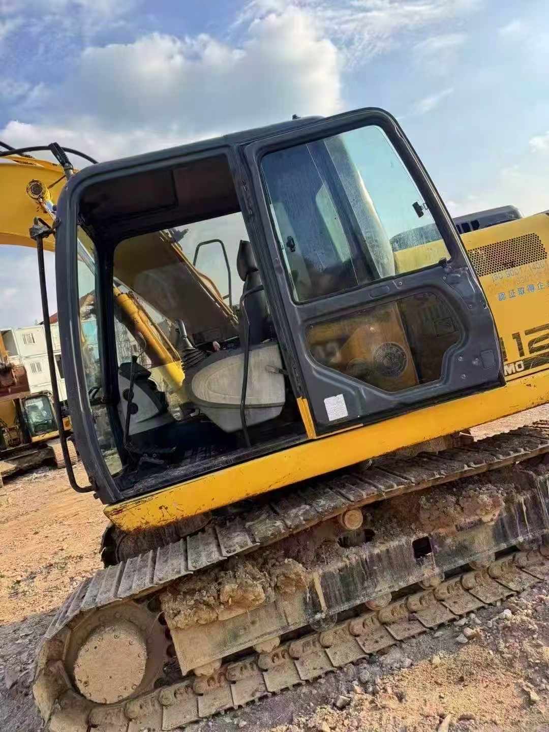 Buy Sumitomo SH120 Used Excavator / 2