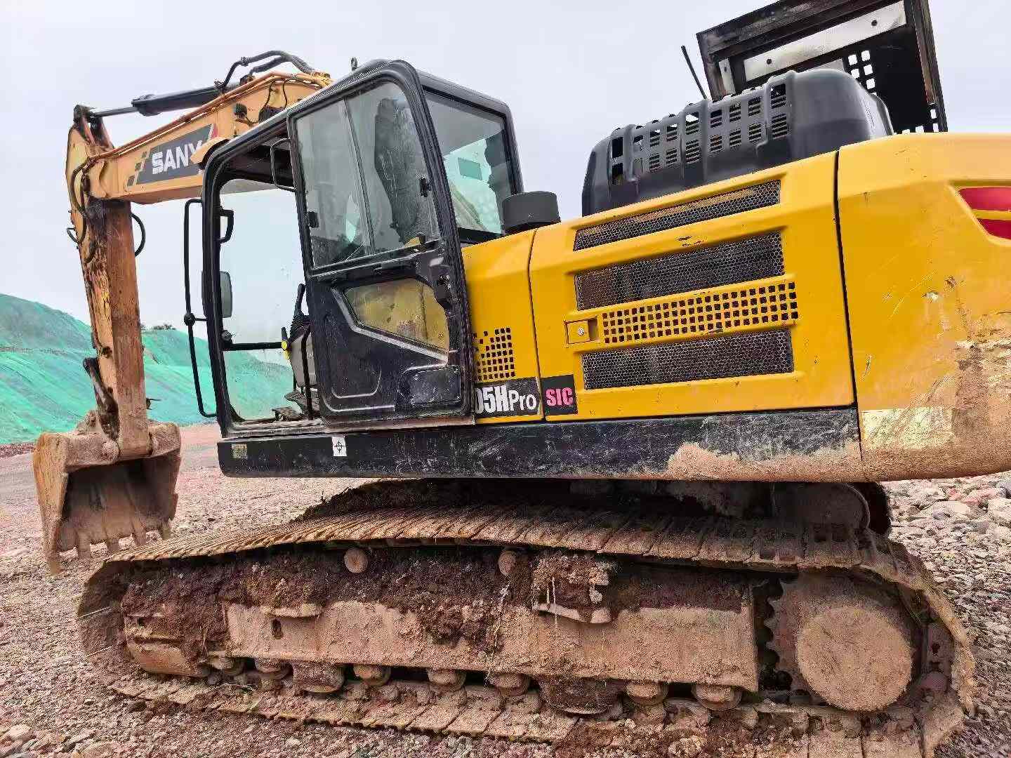 Buy Sany SY245H Used Excavator / 7