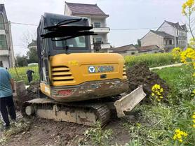 Buy XCMG XE60 Used Excavator / 2 Buy XCMG XE60 Used Excavator / 2