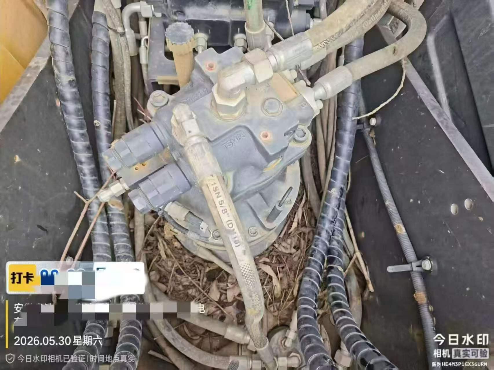 Buy XCMG XE135B Used Excavator / 3