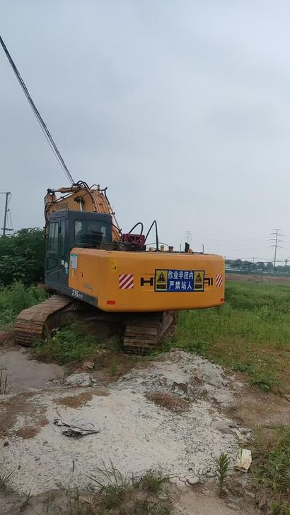 Buy Hyundai R215-7 Used Excavator / 1