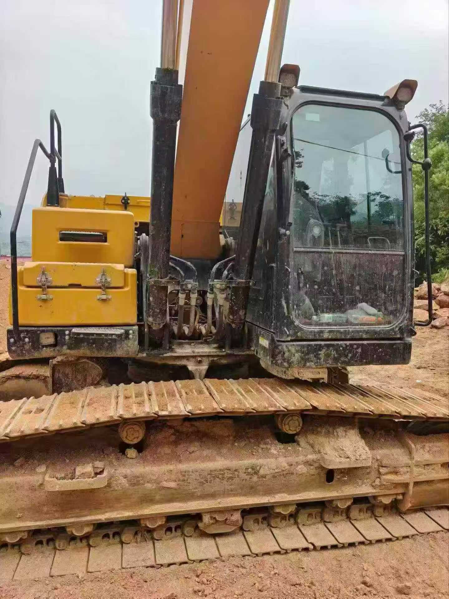 Buy Sany SY205C Used Excavator / 3