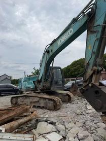 Buy Kobelco SK200 Used Excavator / 3 Buy Kobelco SK200 Used Excavator / 3