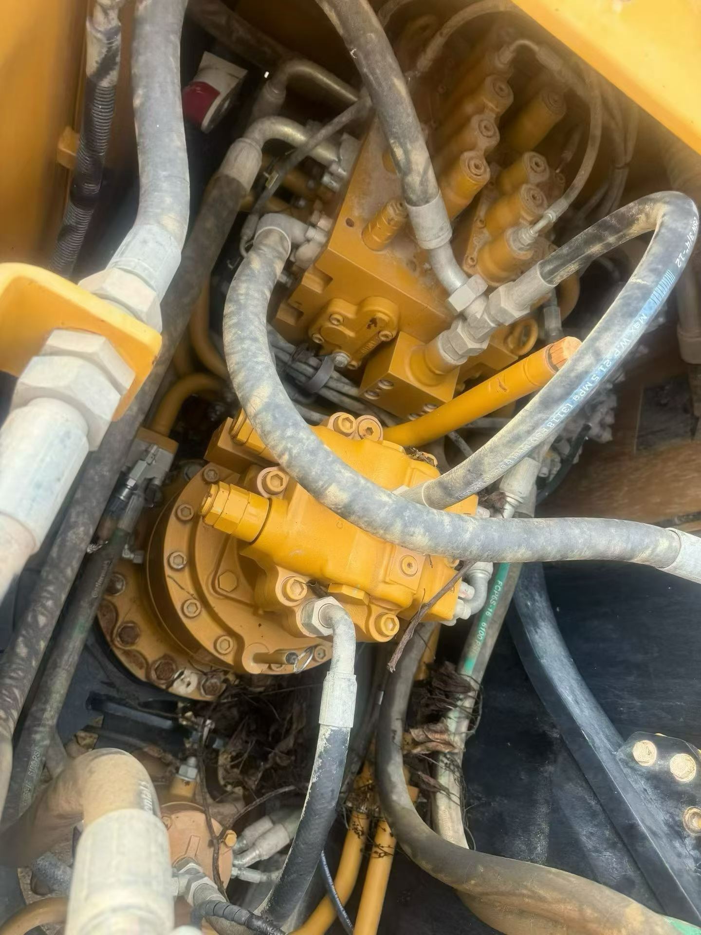 Buy Sany SY200C Used Excavator / 4