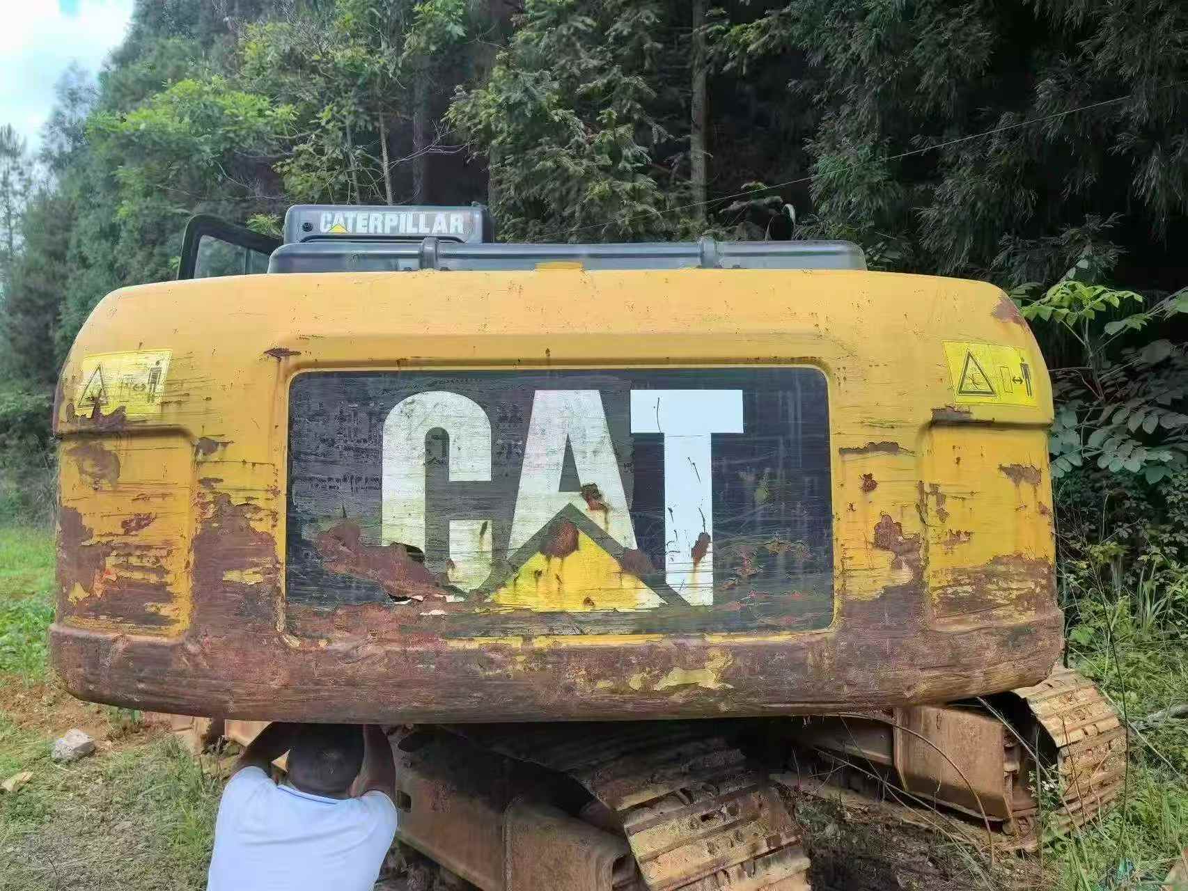 Buy Caterpillar 320D Used Excavator / 2