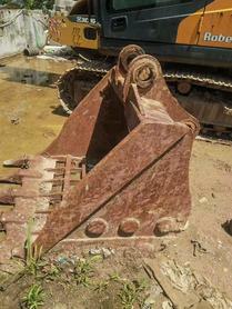 Buy Sany SY200C Used Excavator / 2 Buy Sany SY200C Used Excavator / 2