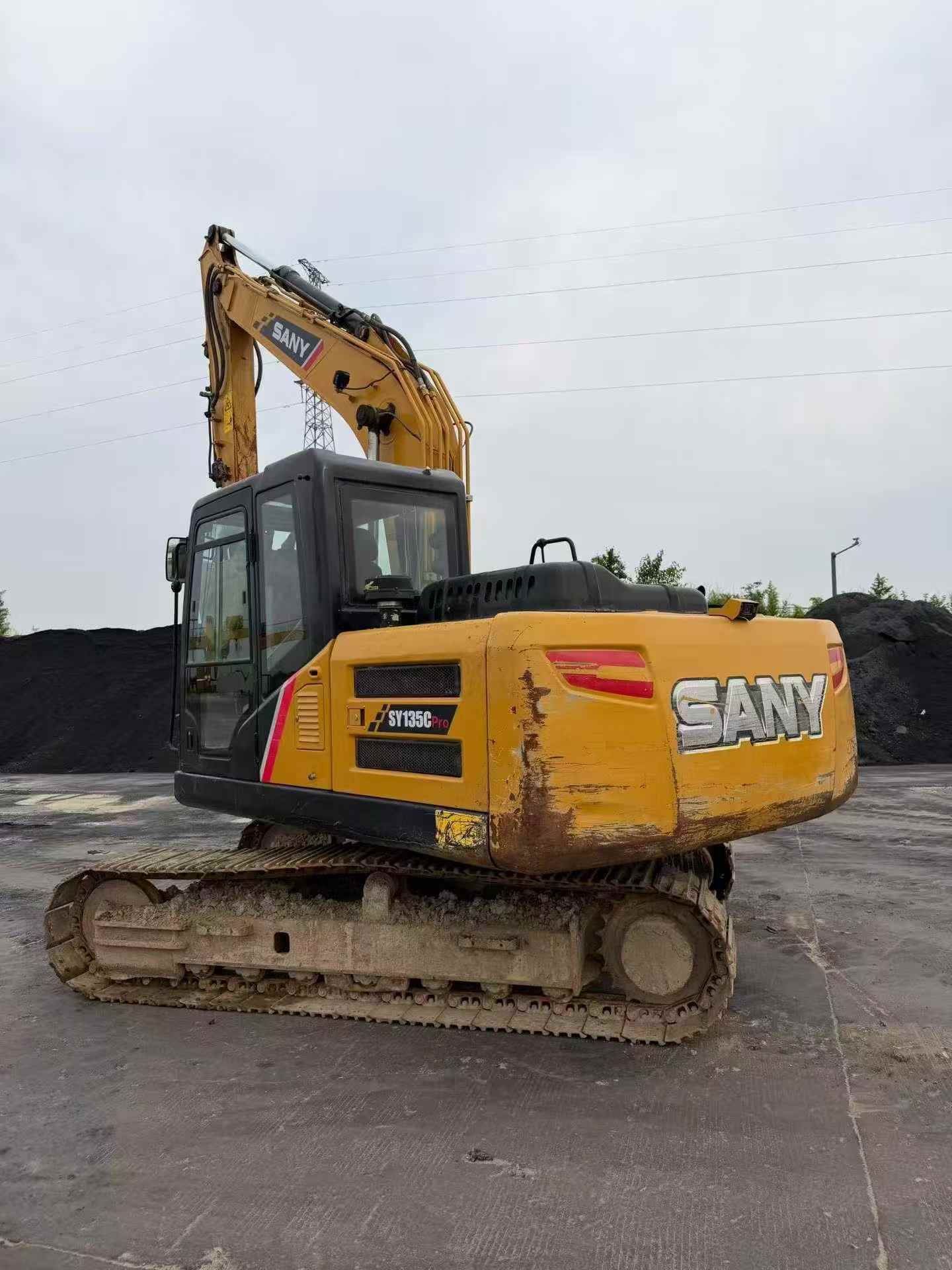 Buy Sany SY135 Used Excavator / 2