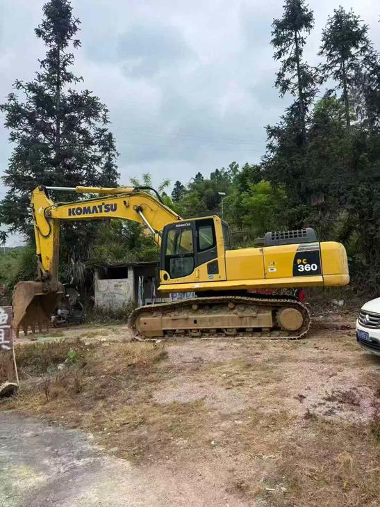 Buy Komatsu PC300-8 Used Excavator / 1