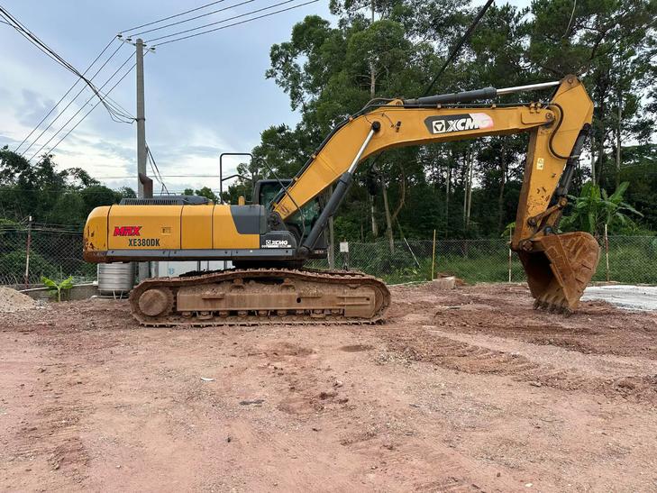 Buy XCMG XE380K Used Excavator / 1