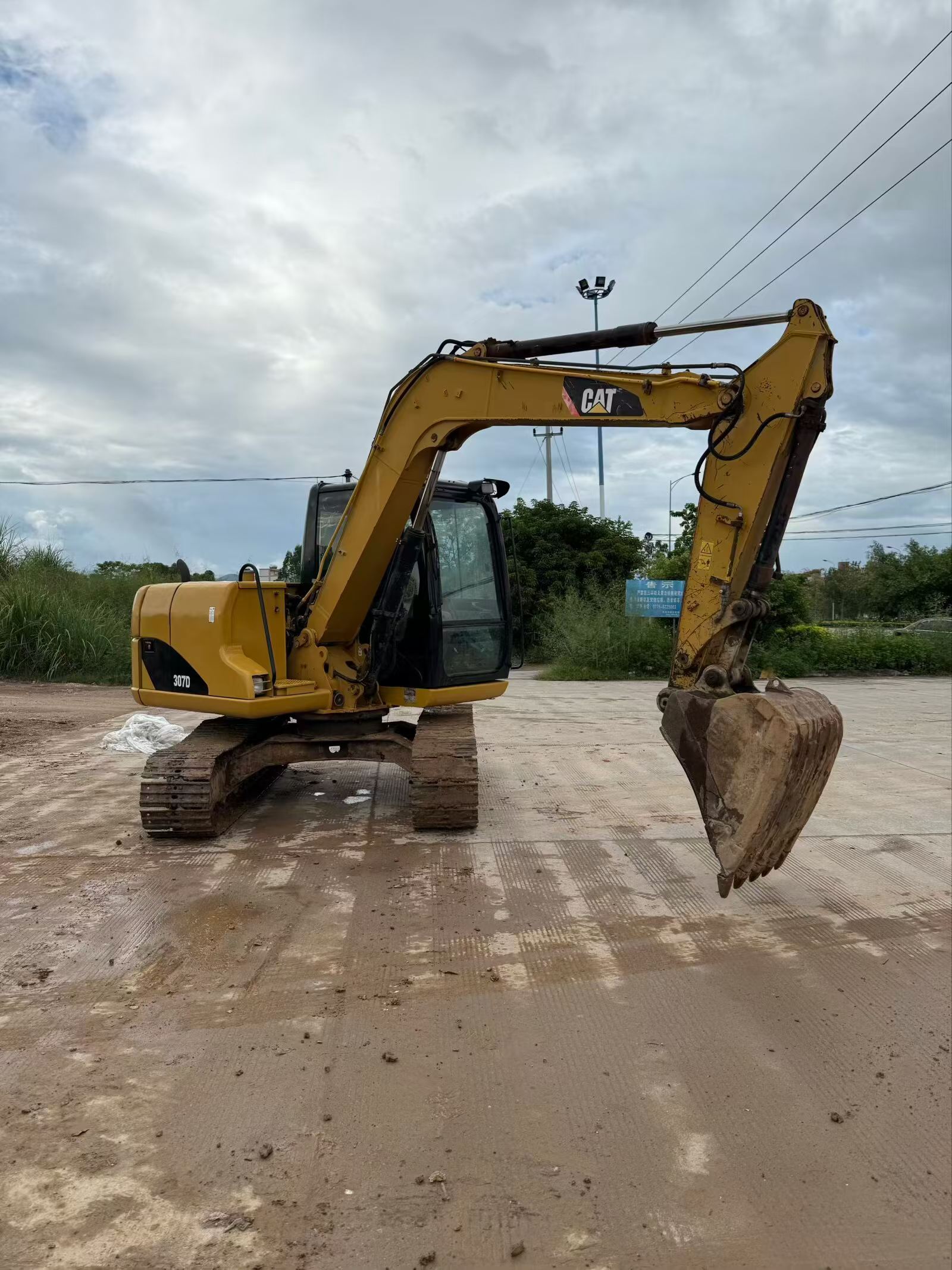 Buy Caterpillar 307B Used Excavator / 3