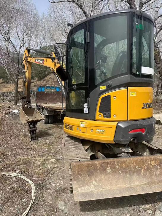 Buy XCMG XE35U Used Excavator / 1