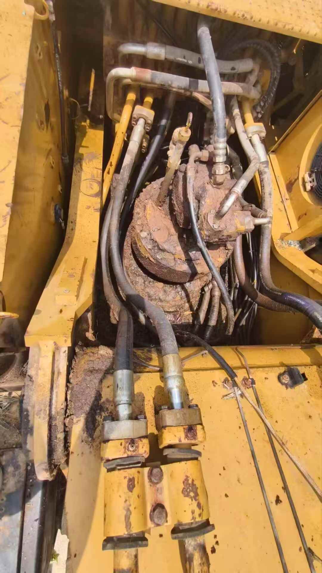 Buy Caterpillar 336E Used Excavator / 4